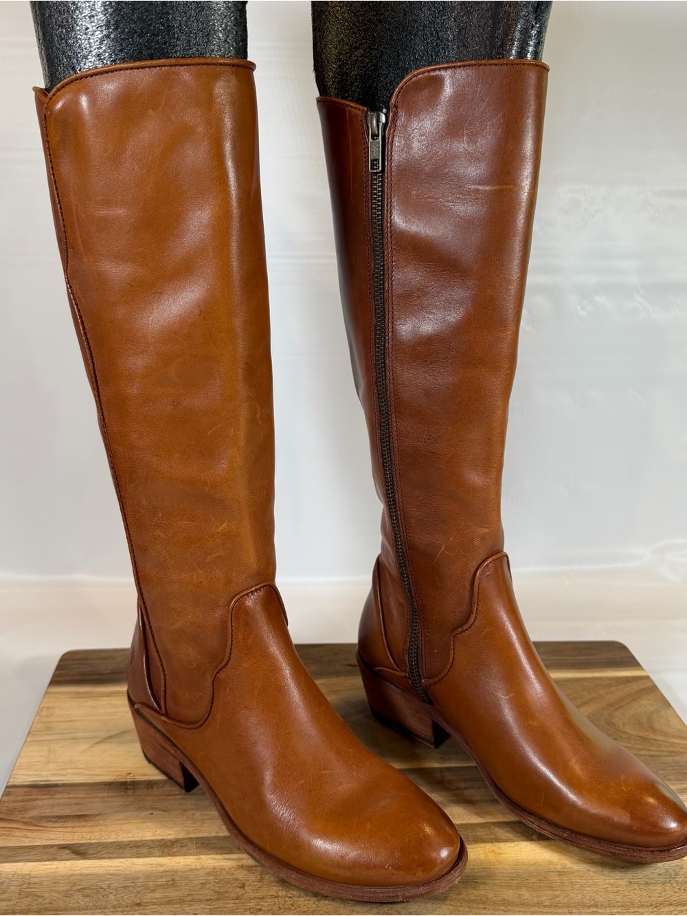 Frye Carson Piping Tall Women’s Leather Riding Boots - Caramel Brown Sz 5.5 NWT